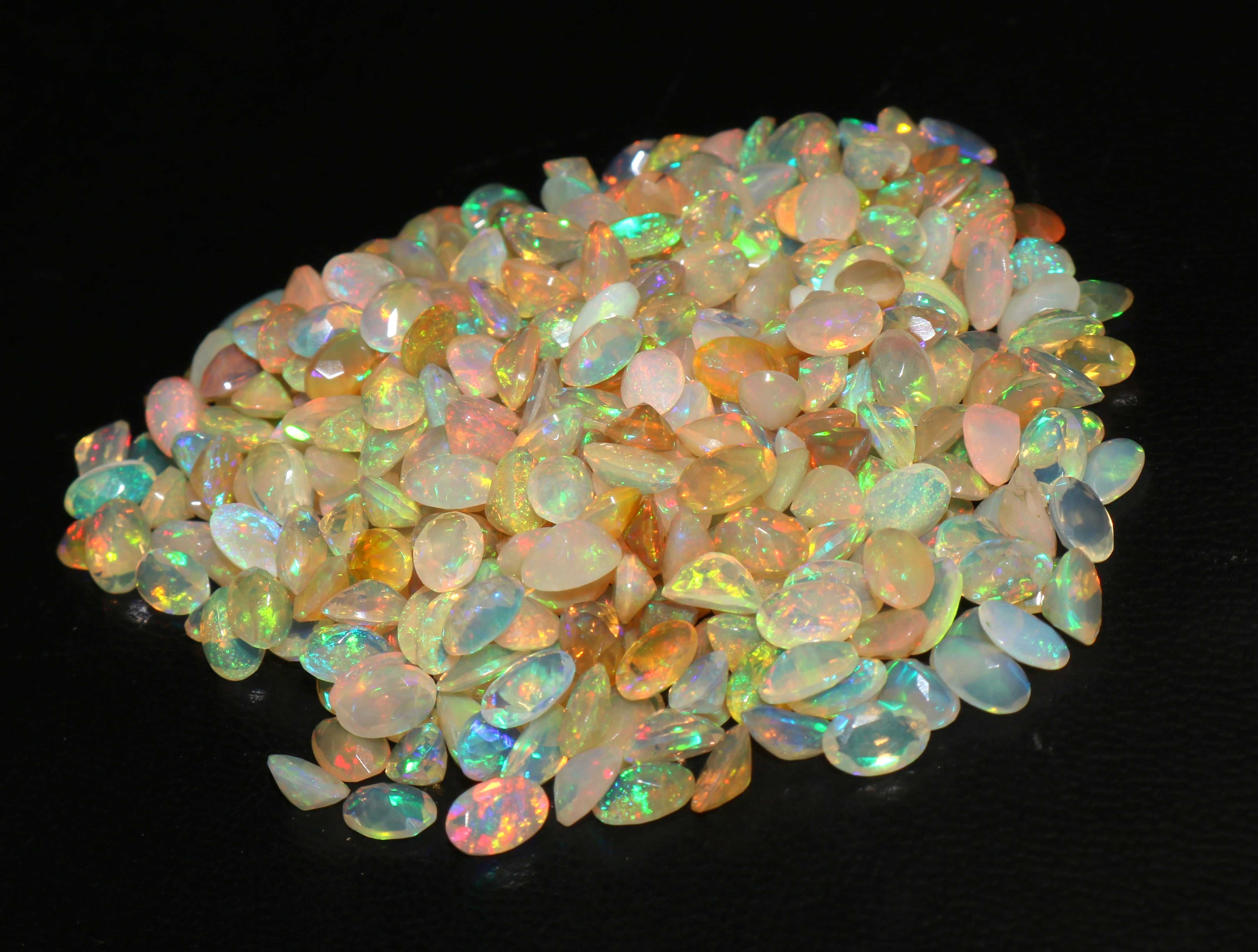 Natural Ethiopian Opal Top Quality 4X3 MM Oval Shape Faceted Exporter