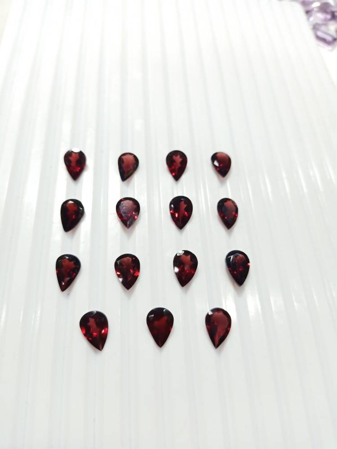 Natural Garnet gemstone pear shape semi precious gemstone Supplier