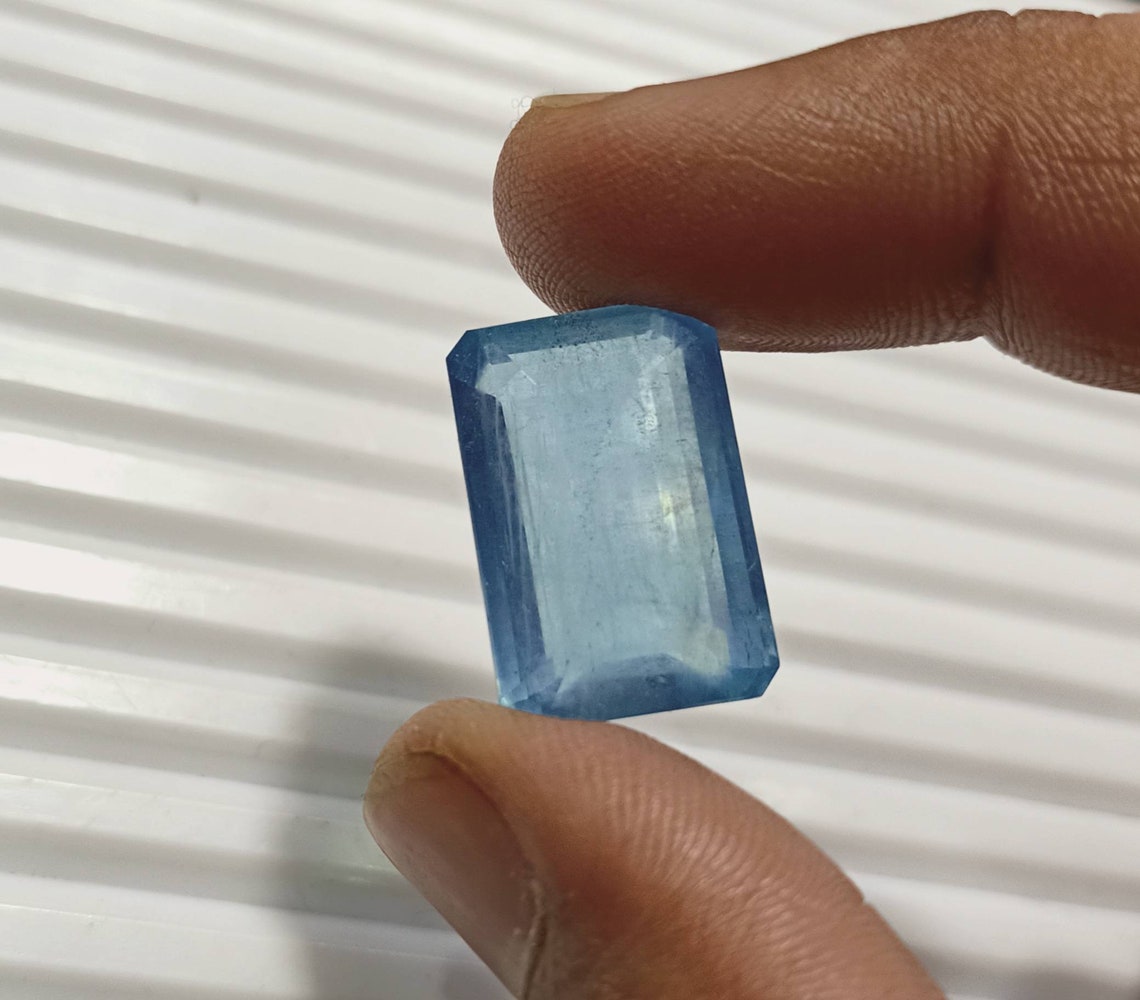 24.50 CT Natural Aquamarine Gemstone Aquamarine faceted Aquamarine Exporter