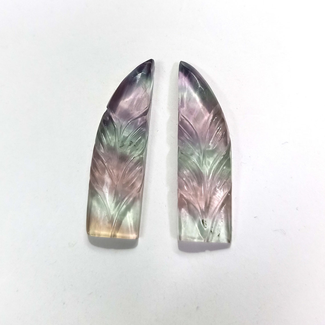 100% Natural Fluorite Carving Fancy Shape Carving Supplier