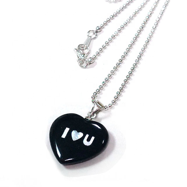 Natural gemstone necklaces shell pendant black agate heart Exporter