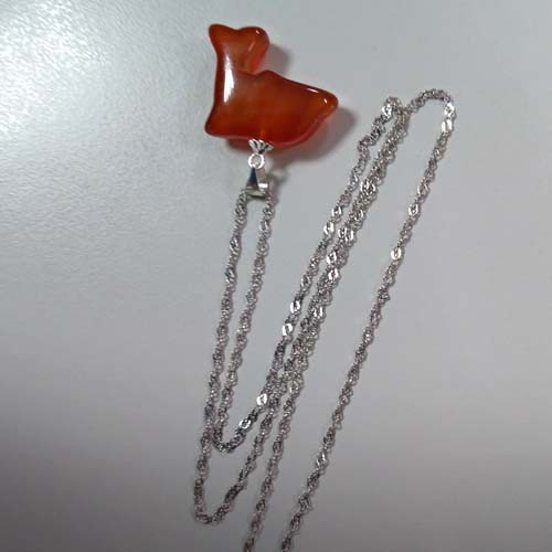 Carnelain dolphin pendant red agate natural gemstone necklace Exporter