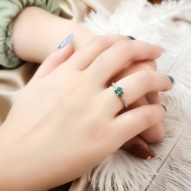 Resizable Dainty Gemstone Ring 925 Silver DW Classic Emerald Supplier