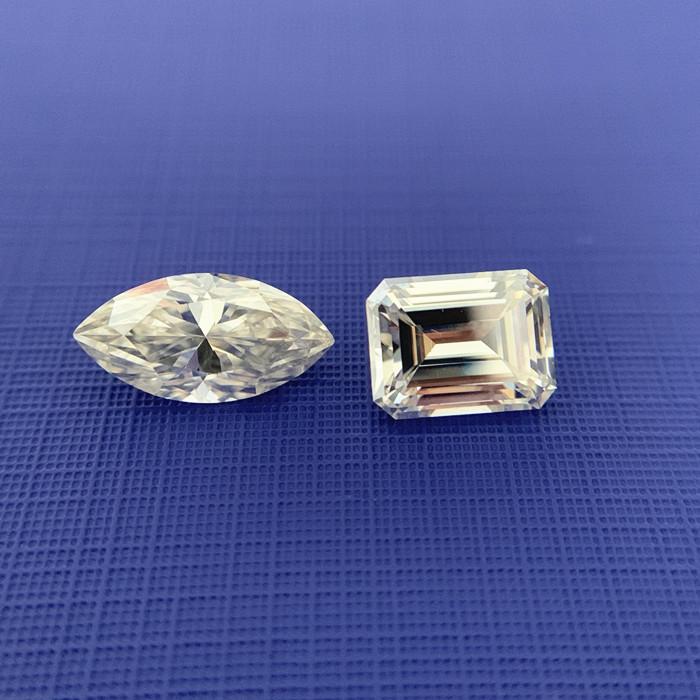 VVS Stones White Loose Heart Emerald Moissanite Loose Gemstone Exporter