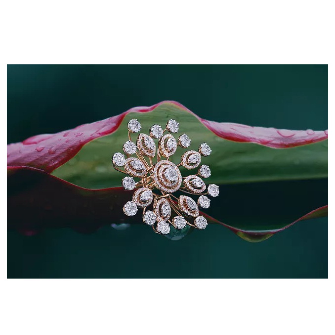 18K Gold Ring Studded With 100% Natural Diamond For Engagement Exporter