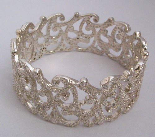 Silver Bangle With Cubic Zircon Supplier