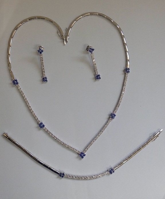 Sapphire and Real Diamond Necklace Set Wholesaler
