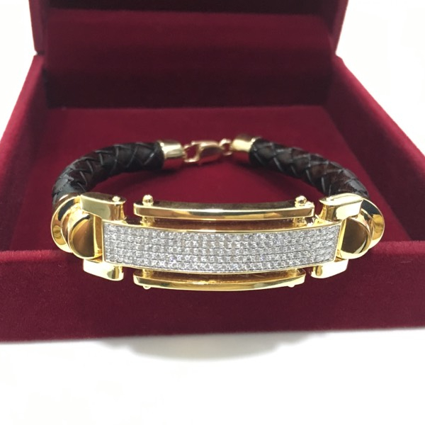 Round Diamond Designer Bracelet Wholesaler