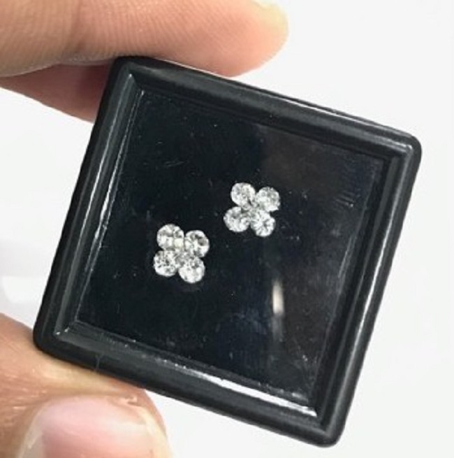 Real Pie Cut Diamond In Floral Shape Supplier