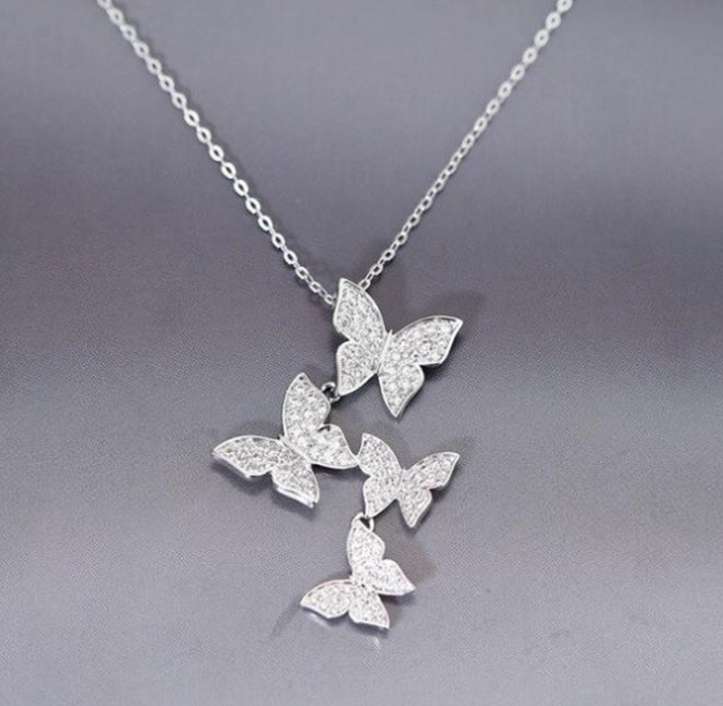 Four butterfly diamond necklace Supplier