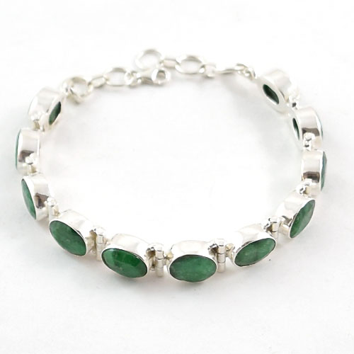 Precisely Crafted Durable 925 Silver Jewelry Emerald Bracelet Supplier
