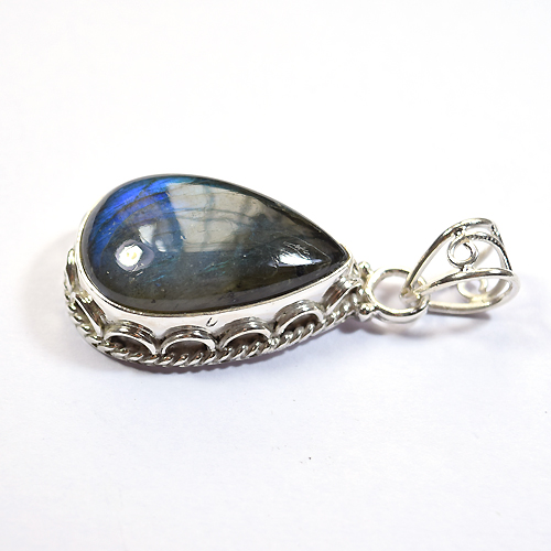 925 Sterling Silver Labradorite Pendant supplier
