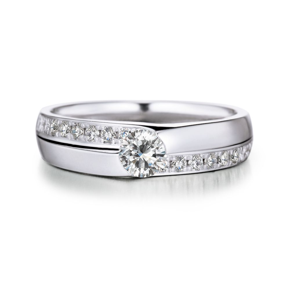 Mini Solitaire Diamond Ring for men made in 18k white gold supplier