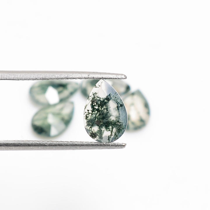 Natural Green Moss Agate Pear Shape Brilliant Cut Loose Gemstone Supplier