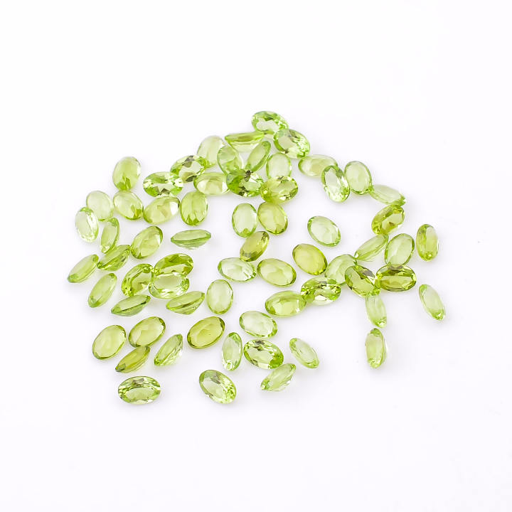 Natural Peridot Oval Shape Brilliant Cut For Jewelry Making Supplier