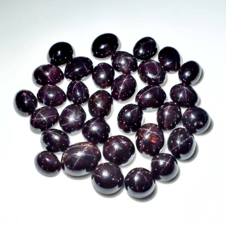 Natural Star Garnet Designer Gemstone Cabochons Supplier