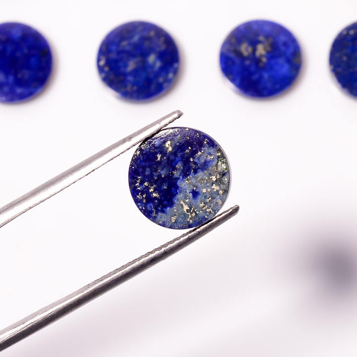 Natural Lapis Lazuli Gemstone Round Shape Cabochon Cut Supplier