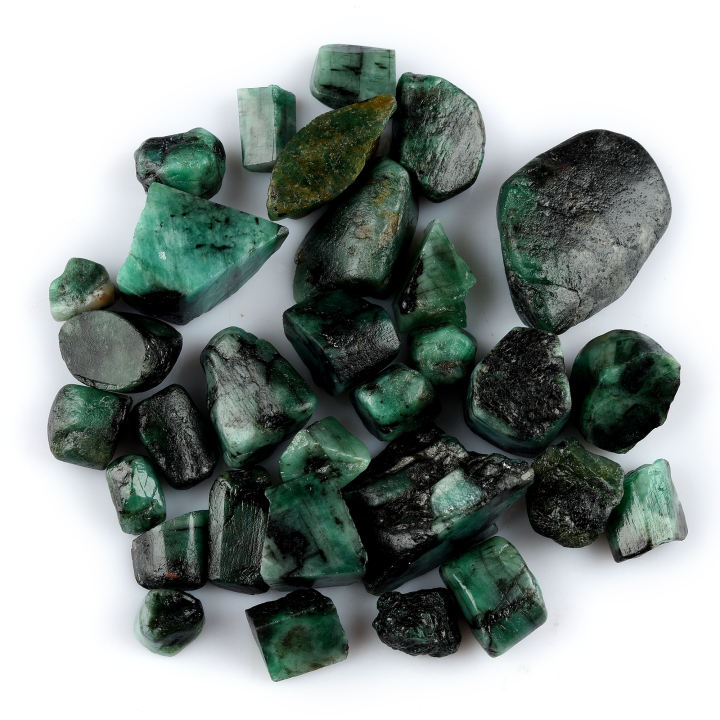 Natural Emerald Raw Gemstone Wholesale Rough Crystals For Bulk Orders Supplier