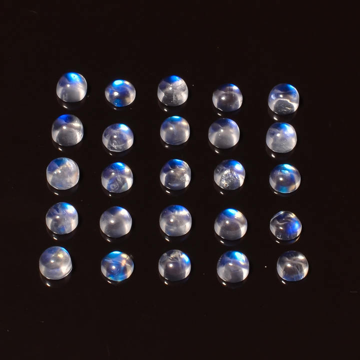 Natural Rainbow Moonstone Round Shape 4 mm AAA +++ Quality Supplier