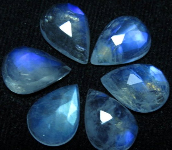 5x7mm Natural Rainbow Moonstone Loose Round Rose Cut Cabochon Exporter