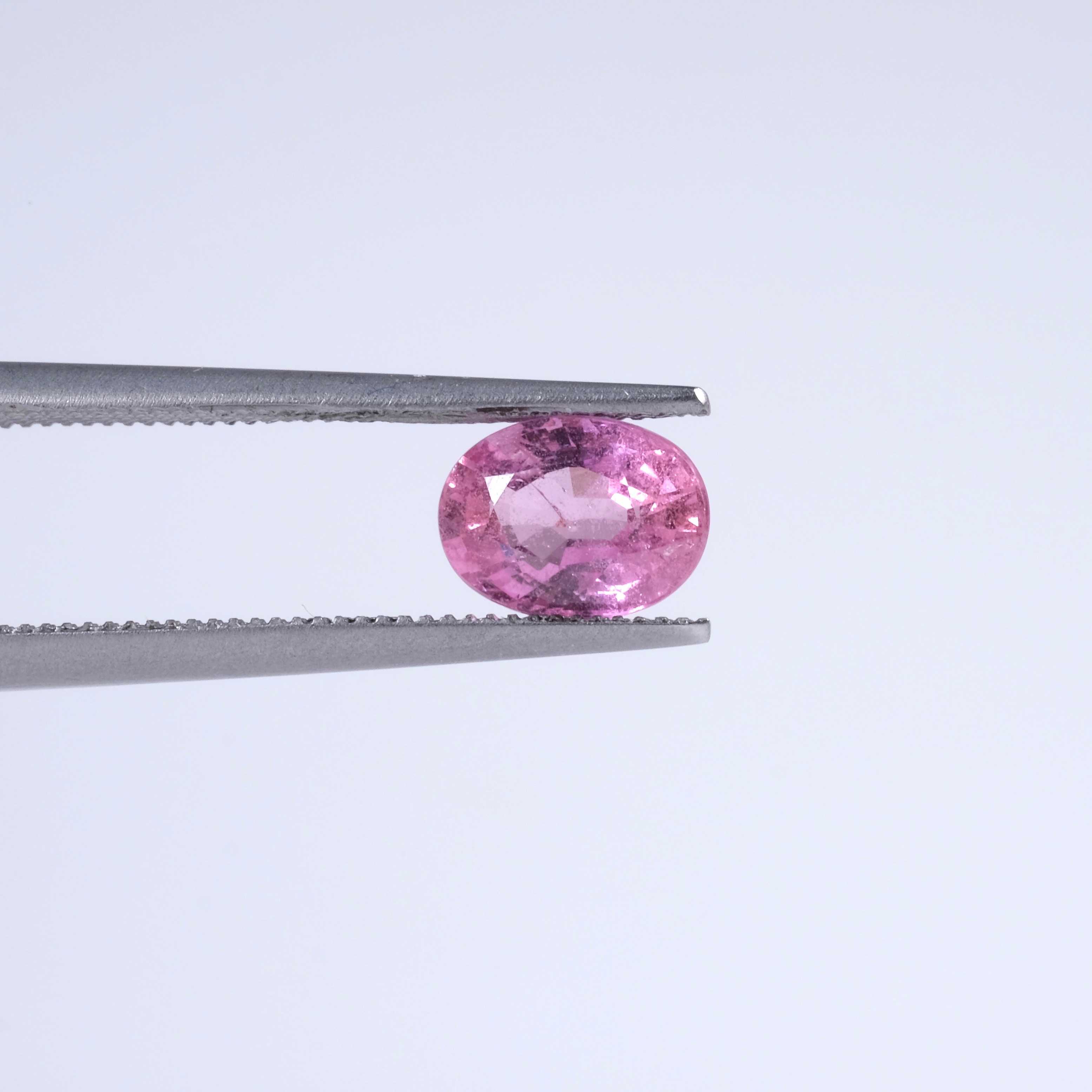 1.160 Carat NATURAL Pink Sapphire Oval Loose Gemstone Wholesaler