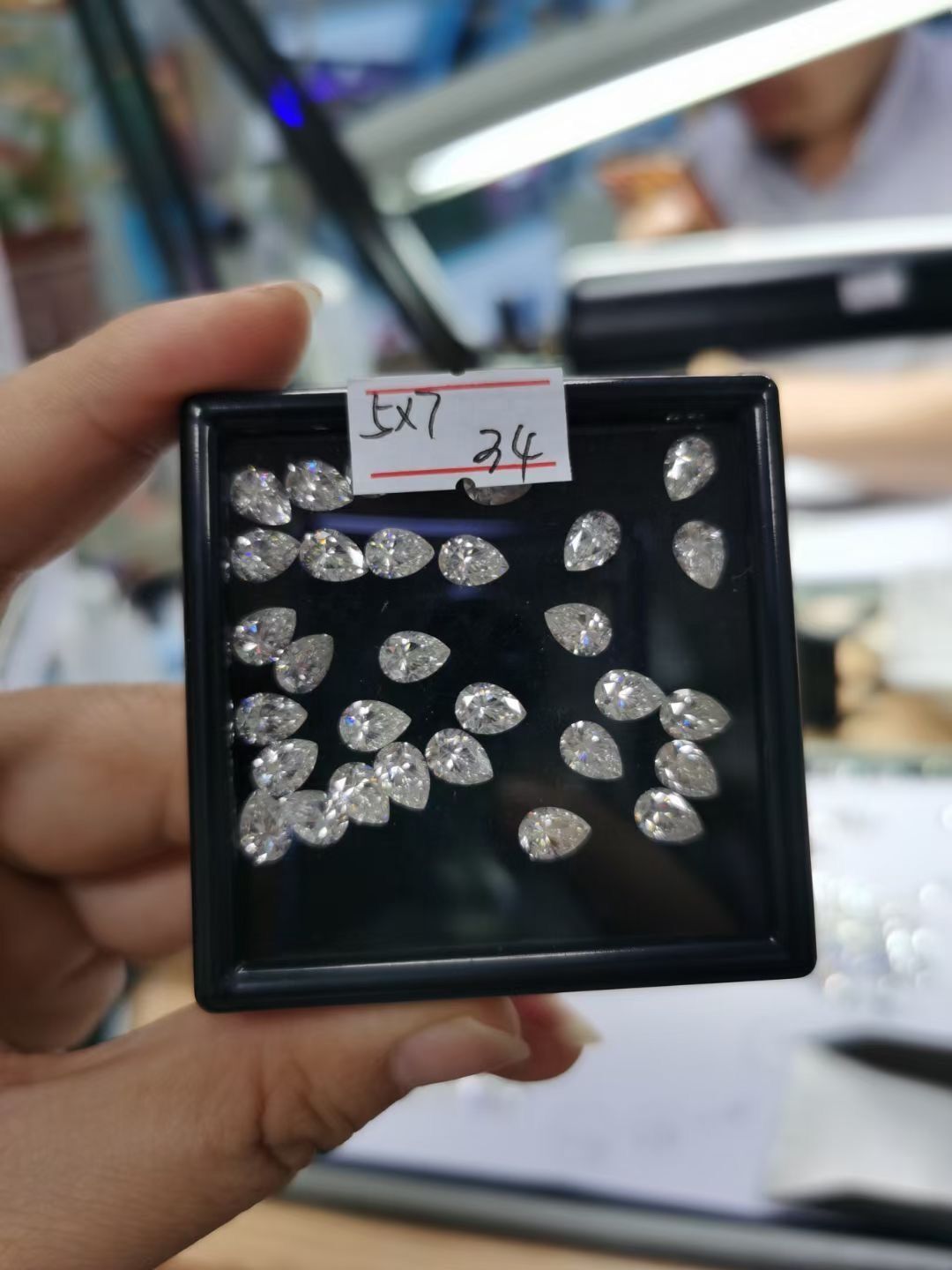 1carat pear shape Moissanite diamonds with GRA certificate Exporter