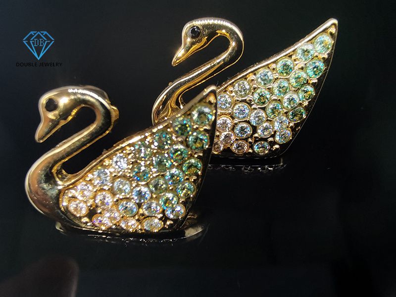 Swan Shaped Moissanite Brooch Jewelry Copper Plated 18k Gold Supplier