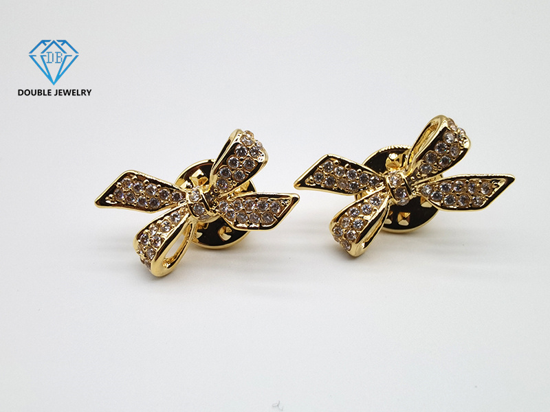 Moissanite Jewelry Brooch Copper Plated 18k Gold Luxury Brooch Supplier