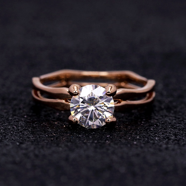 18K rose gold 1 carat 4 claws moissanite bamboo knot style elegant ring Exporter