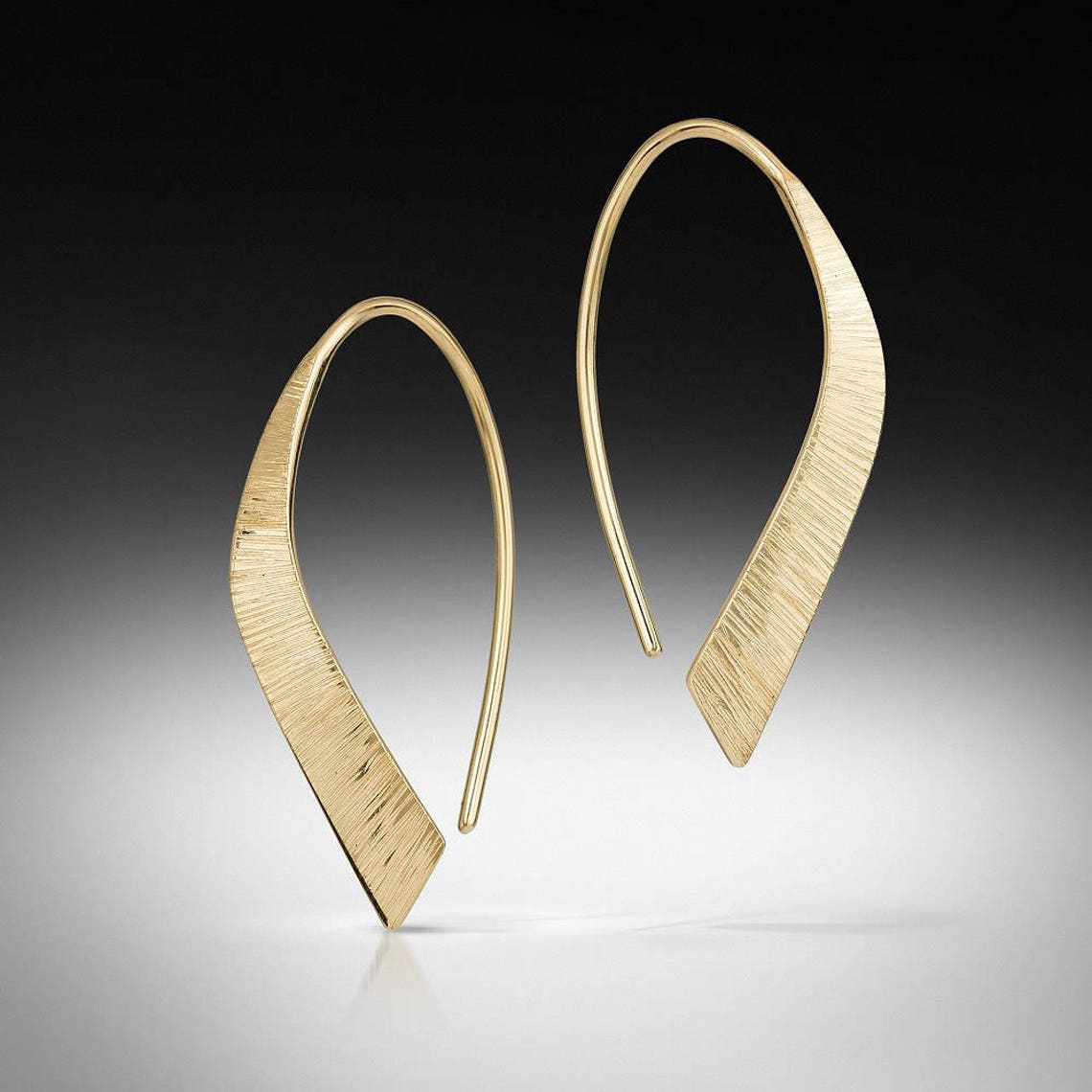 Fine jewelry 10k gold women earrings designer earrings popular brands Exporter