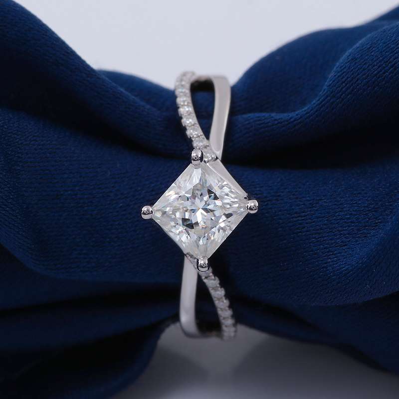 DEF color Moissanite engagement ring Women's 10k14K18k white gold Exporter