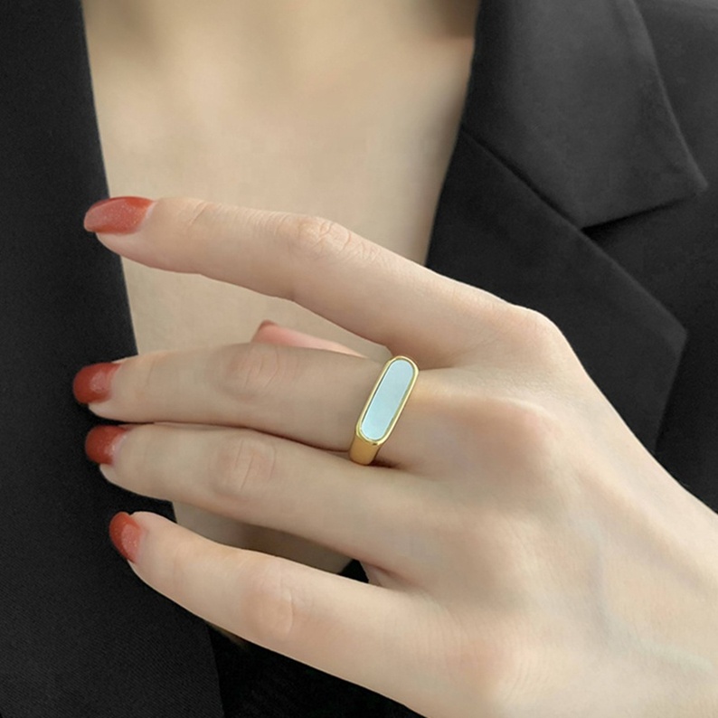 18k gold plating black white enamel Ring Supplier
