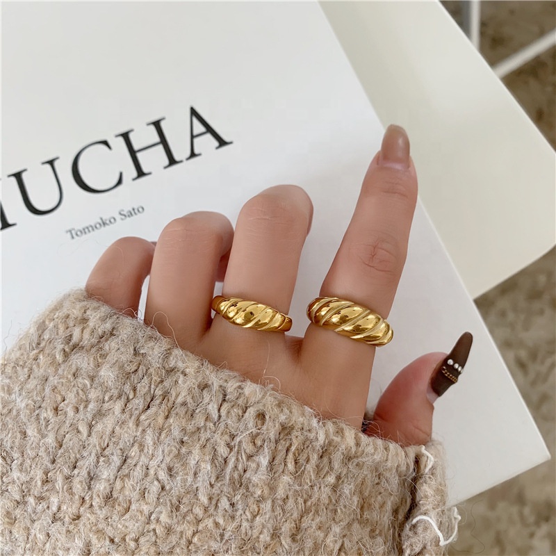 18K Gold Plated Stainless Steel Twist Croissant Dome Ring Supplier
