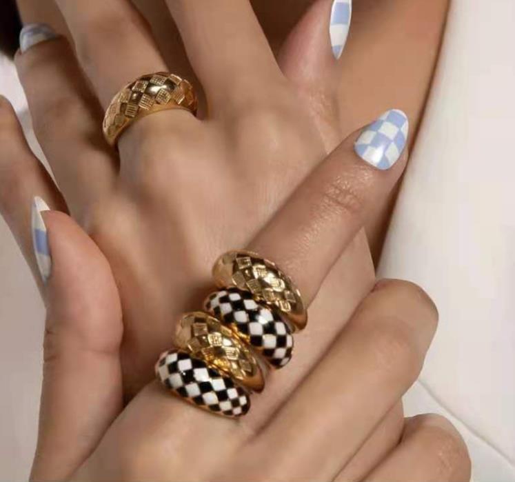 Stainless steel Chunky Black white Enamel Ring Supplier