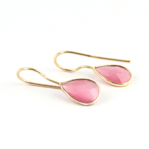 Handmade bezel setting pear shape briolette cut pink cats eye earring Supplier