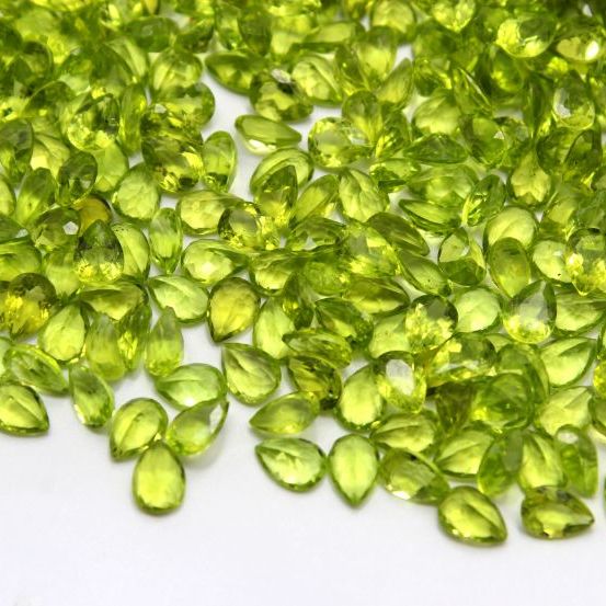 Natural Peridot Faceted Cut Stone Peridot Pear Shape Wholesaler