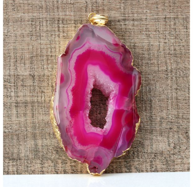 Pink Solar Quartz Druze Electroplated 24K Gold Plated 72x43MM Pendant Exporter