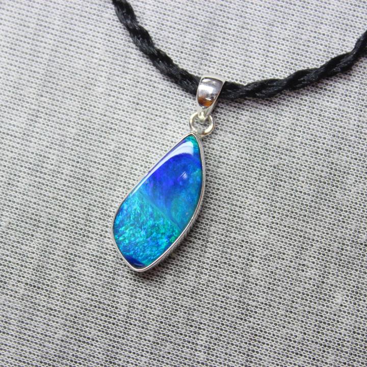 Rare Quality 925 Sterling Silver Pendant Natural Australian Opal Manufacturer